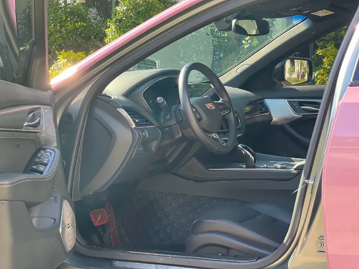 2023 Cadillac CT5 2.0T 237HP L4 10AT,autocango,china used car exporter,china ev exporter,chinese used car exporter,chinese used ev exporter