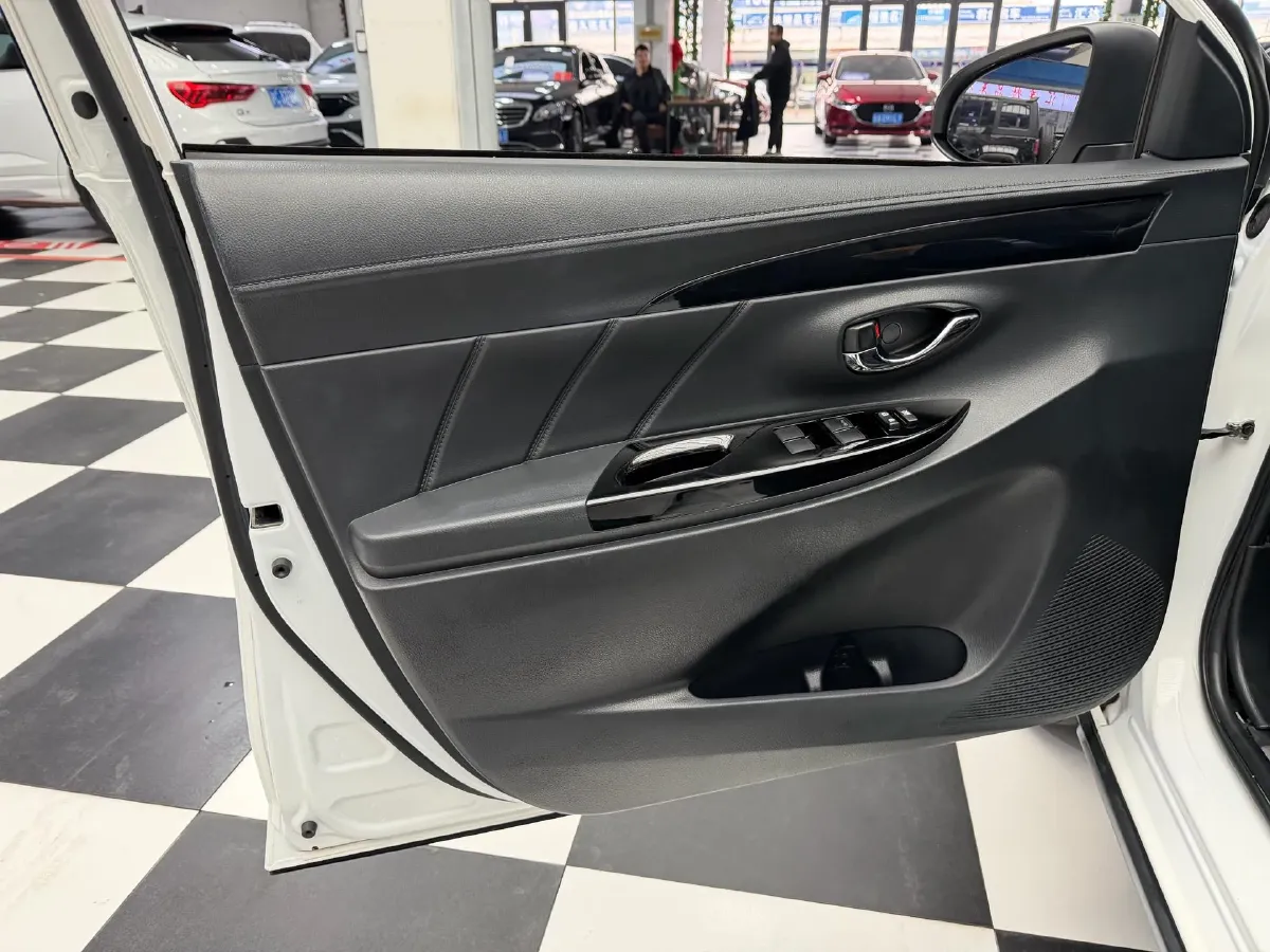 2022 Toyota Yaris L 1.5L 112HP L4 CVT,autocango,china used car exporter,china ev exporter,chinese used car exporter,chinese used ev exporter