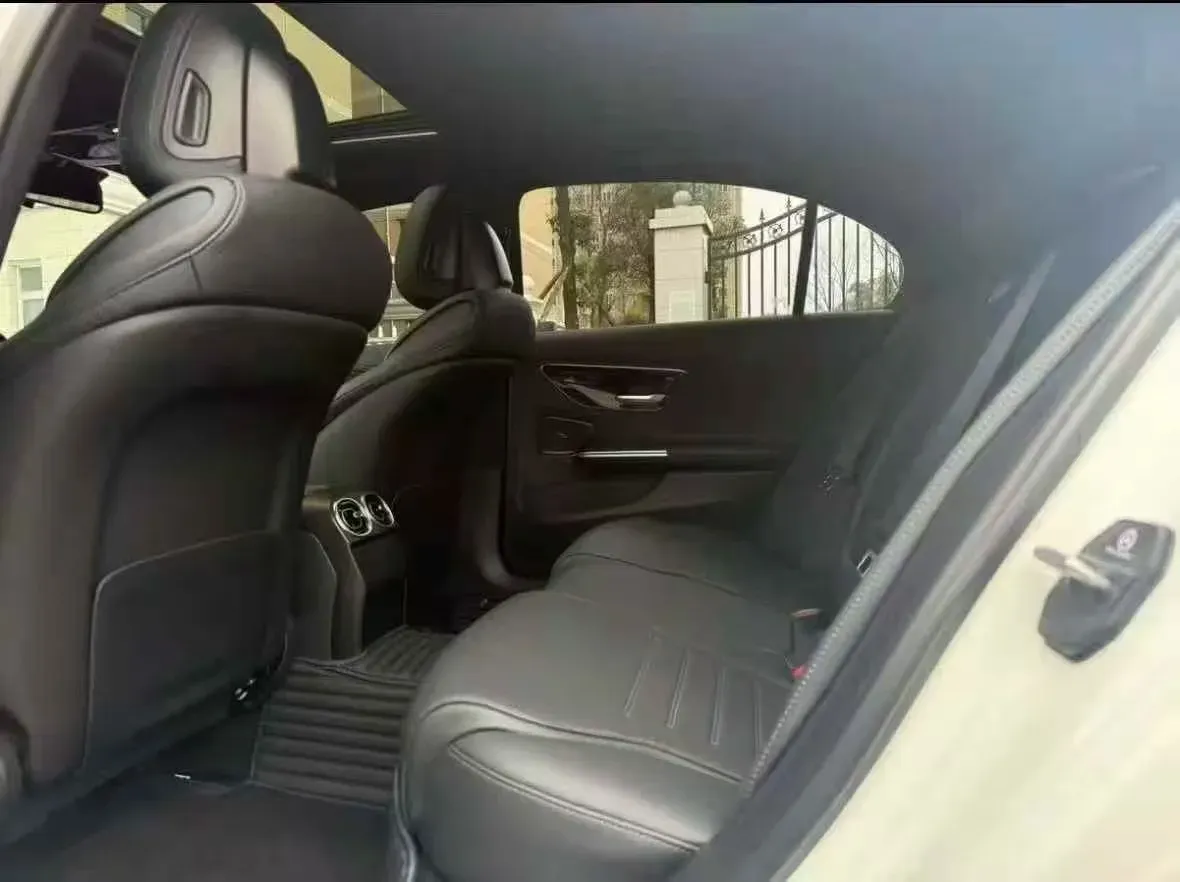 2024 Mercedes-Benz C Class 1.5T 170HP L4 9AT,autocango,china used car exporter,china ev exporter,chinese used car exporter,chinese used ev exporter