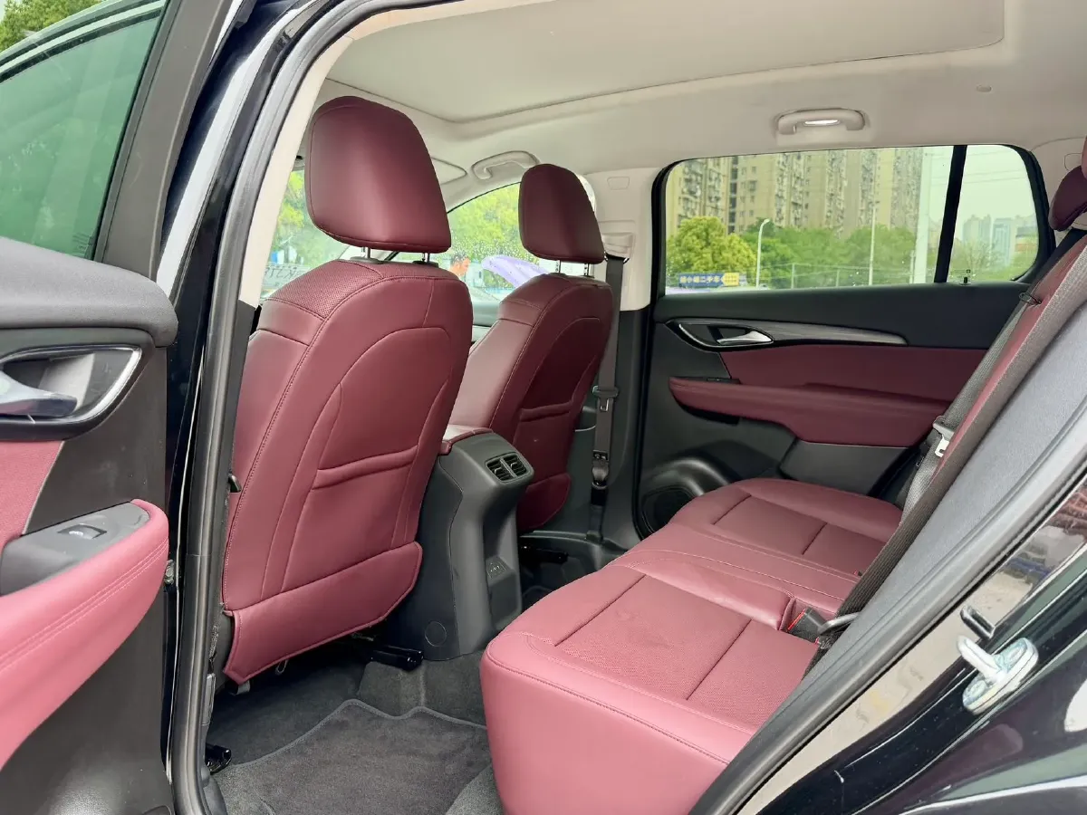 2025 Buick EnvisionPlus 2.0T 237HP L4 9AT,autocango,china used car exporter,china ev exporter,chinese used car exporter,chinese used ev exporter