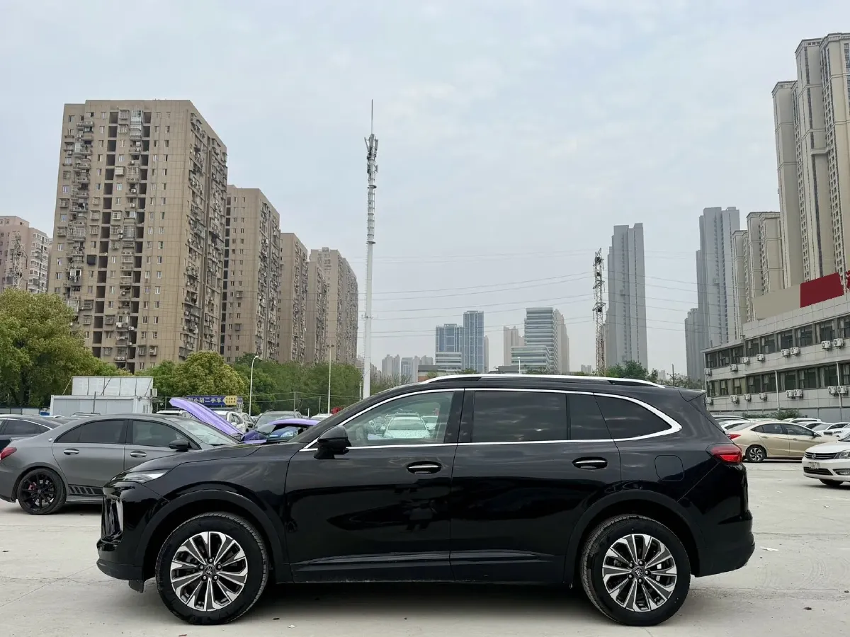 2025 Buick EnvisionPlus 2.0T 237HP L4 9AT,autocango,china used car exporter,china ev exporter,chinese used car exporter,chinese used ev exporter