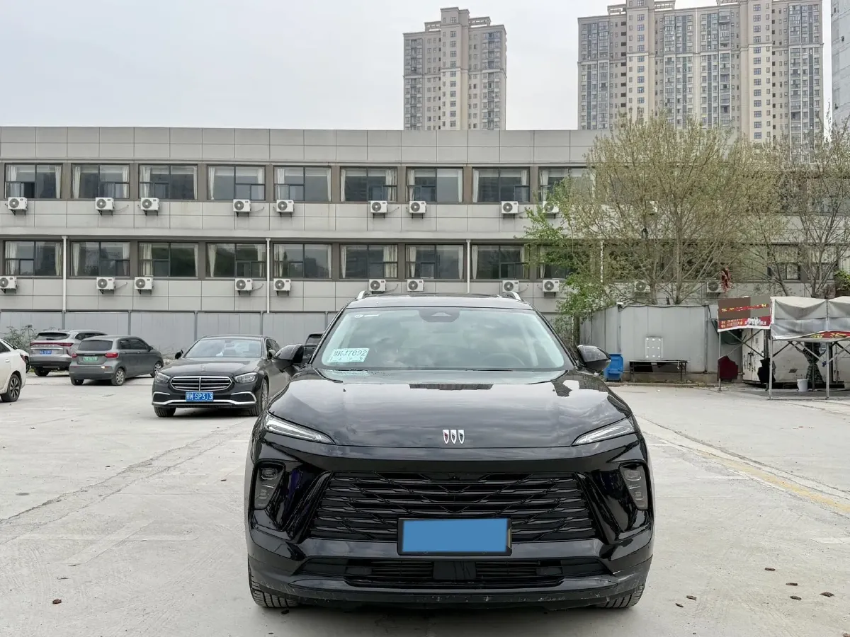 2025 Buick EnvisionPlus 2.0T 237HP L4 9AT,autocango,china used car exporter,china ev exporter,chinese used car exporter,chinese used ev exporter