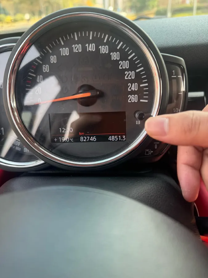 2018 MINI COUNTRYMAN 1.5T 136HP L3 6AT,autocango,china used car exporter,china ev exporter,chinese used car exporter,chinese used ev exporter