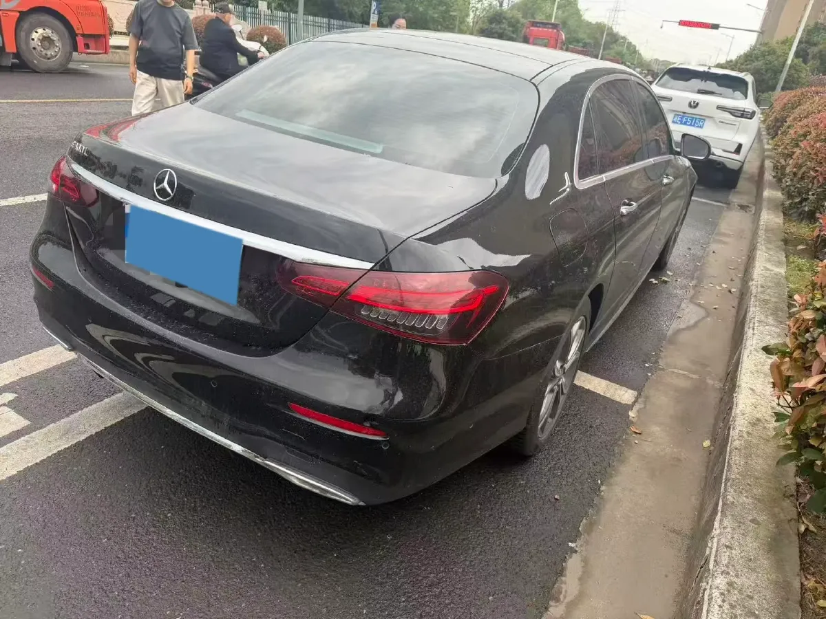 2021 Mercedes-Benz E Class 2.0T 258HP L4 9AT,autocango,china used car exporter,china ev exporter,chinese used car exporter,chinese used ev exporter