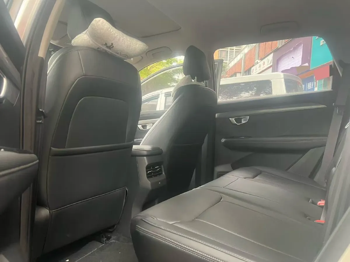 2021 WuLing XingChen 1.5T 147HP L4 CVT,autocango,china used car exporter,china ev exporter,chinese used car exporter,chinese used ev exporter