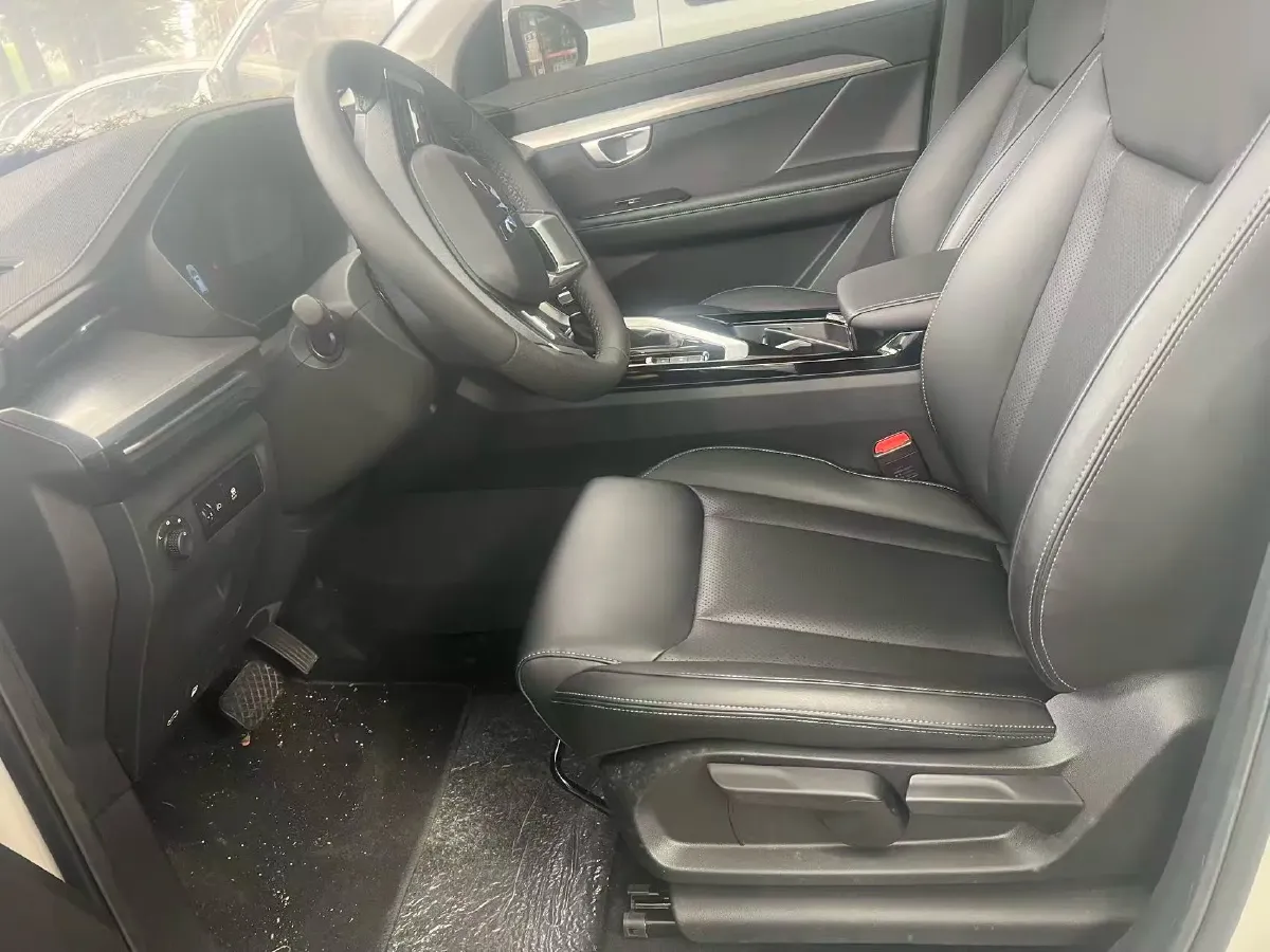 2021 WuLing XingChen 1.5T 147HP L4 CVT,autocango,china used car exporter,china ev exporter,chinese used car exporter,chinese used ev exporter