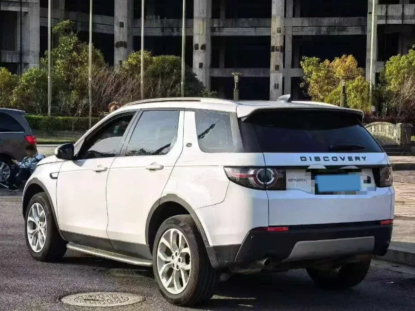 2018 Land Rover Discovery Sport 2.0T 241HP L4 9AT,autocango,china used car exporter,china ev exporter,chinese used car exporter,chinese used ev exporter