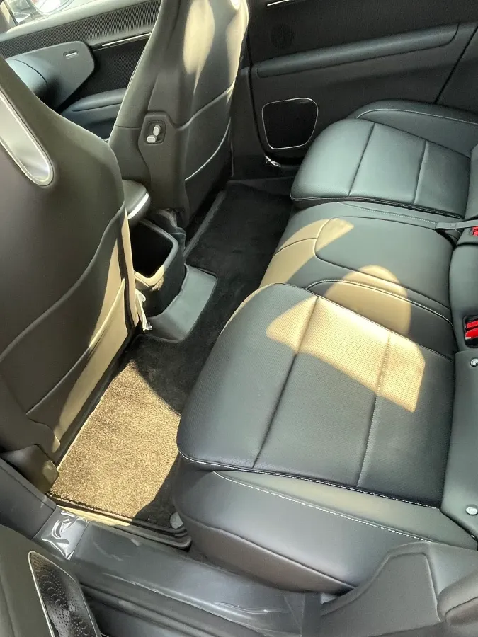 2025 Avatr 12 BEV,autocango,china used car exporter,china ev exporter,chinese used car exporter,chinese used ev exporter