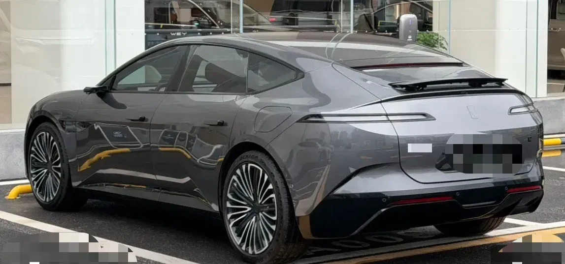 2025 Avatr 12 BEV,autocango,china used car exporter,china ev exporter,chinese used car exporter,chinese used ev exporter