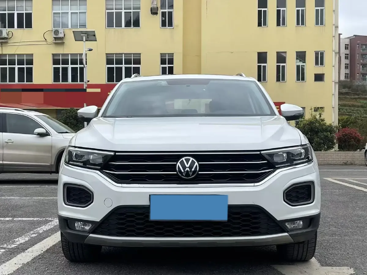 2020 Volkswagen T-Roc 1.4T 150HP L4 7DCT,autocango,china used car exporter,china ev exporter,chinese used car exporter,chinese used ev exporter