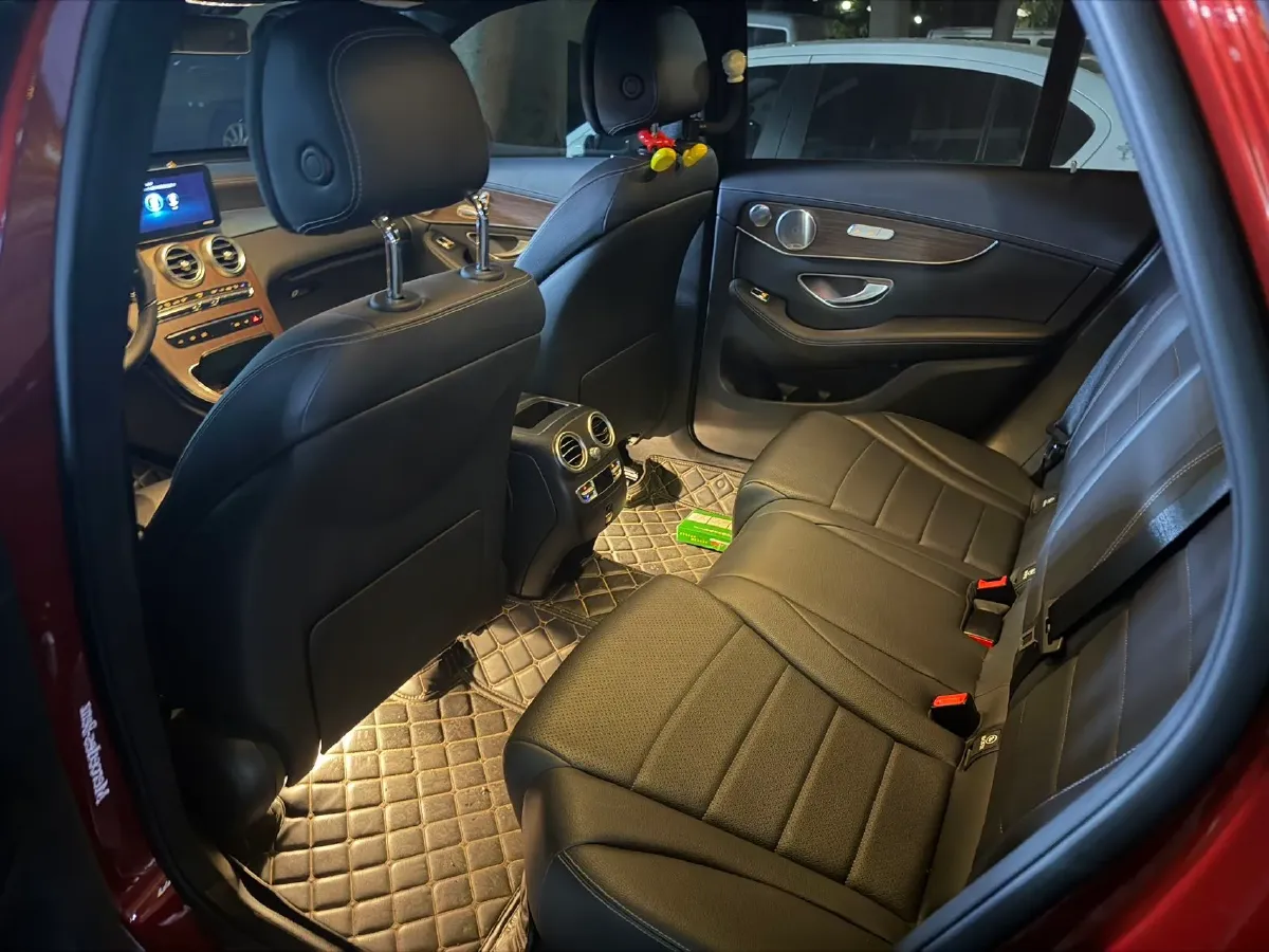 2021 Mercedes-Benz GLC Class 2.0T 258HP L4 9AT,autocango,china used car exporter,china ev exporter,chinese used car exporter,chinese used ev exporter