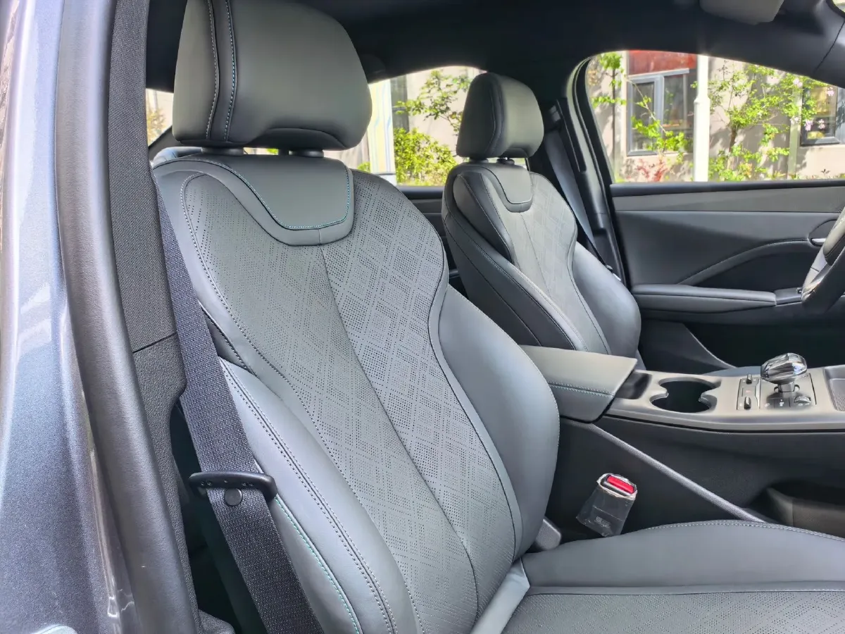 2025 BYD Qin Plus 1.5L 101HP L4 E-CVT PHEV 7.68KWH,autocango,china used car exporter,china ev exporter,chinese used car exporter,chinese used ev exporter