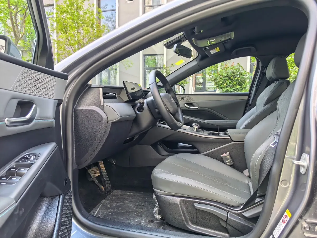 2025 BYD Qin Plus 1.5L 101HP L4 E-CVT PHEV 7.68KWH,autocango,china used car exporter,china ev exporter,chinese used car exporter,chinese used ev exporter