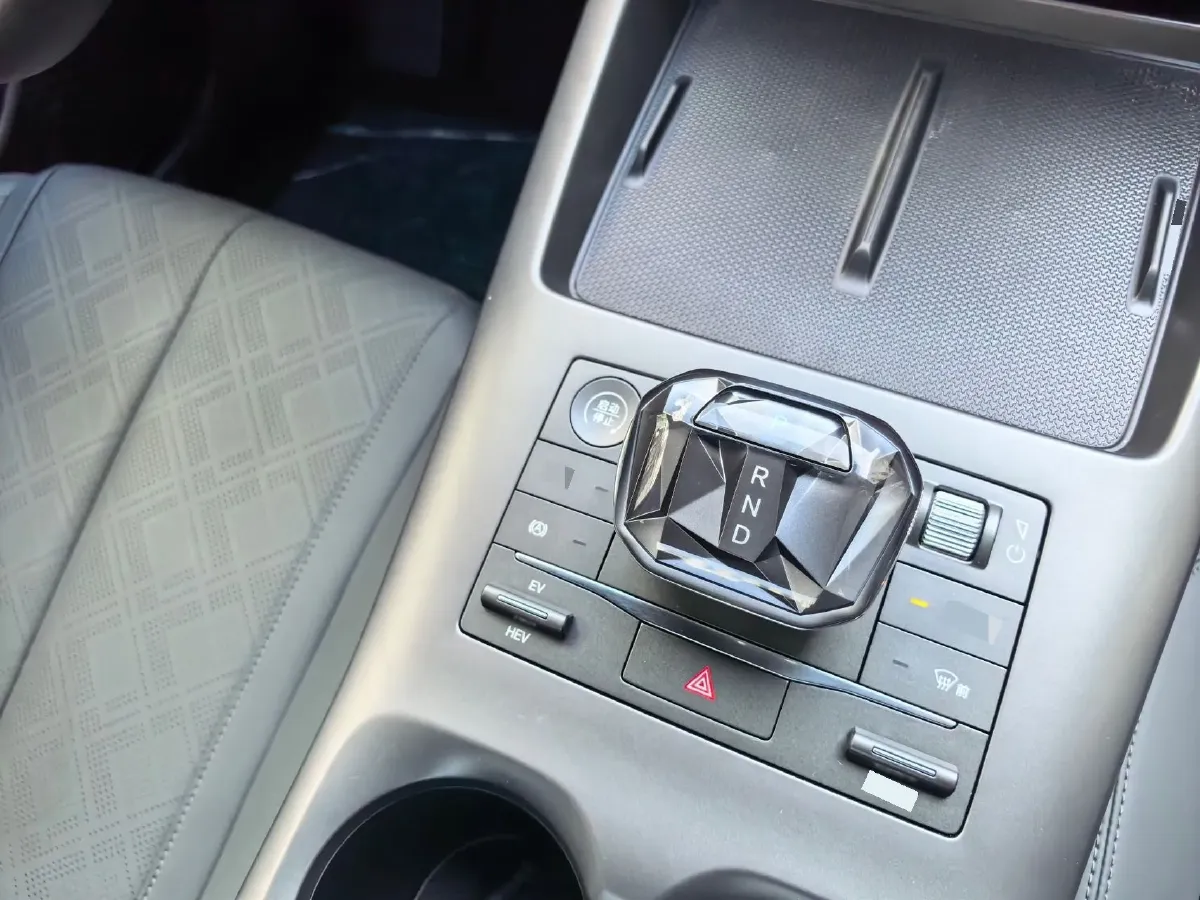 2025 BYD Qin Plus 1.5L 101HP L4 E-CVT PHEV 7.68KWH,autocango,china used car exporter,china ev exporter,chinese used car exporter,chinese used ev exporter