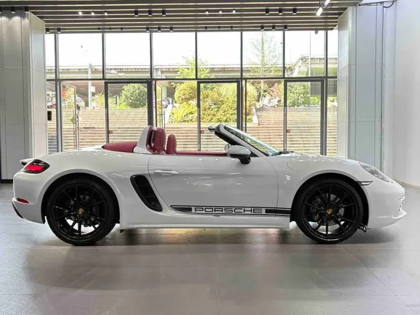 2020 Porsche 718 2.0T 250HP H4 7DCT,autocango,china used car exporter,china ev exporter,chinese used car exporter,chinese used ev exporter