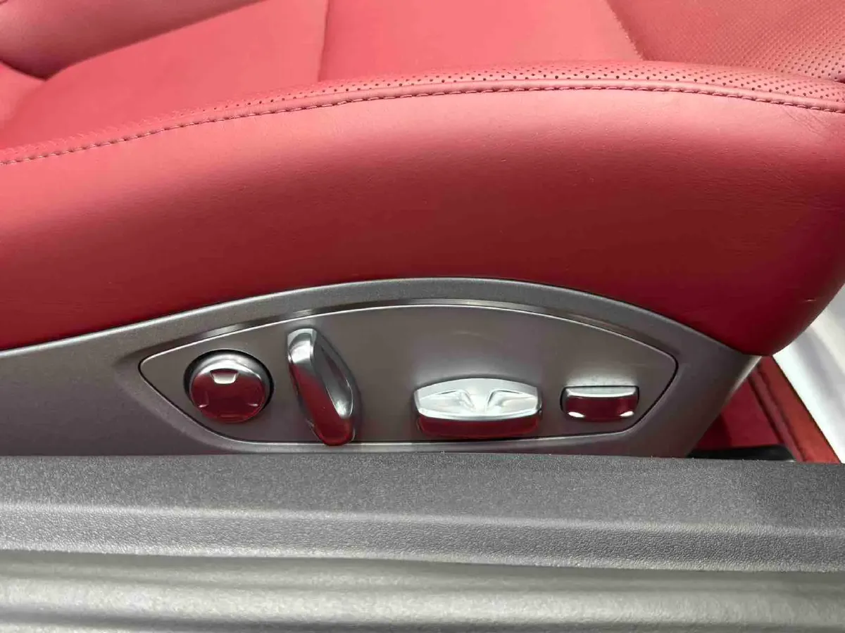 2020 Porsche 718 2.0T 250HP H4 7DCT,autocango,china used car exporter,china ev exporter,chinese used car exporter,chinese used ev exporter