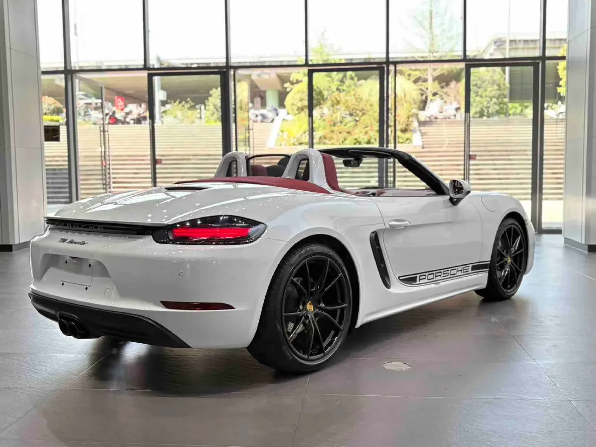 2020 Porsche 718 2.0T 250HP H4 7DCT,autocango,china used car exporter,china ev exporter,chinese used car exporter,chinese used ev exporter