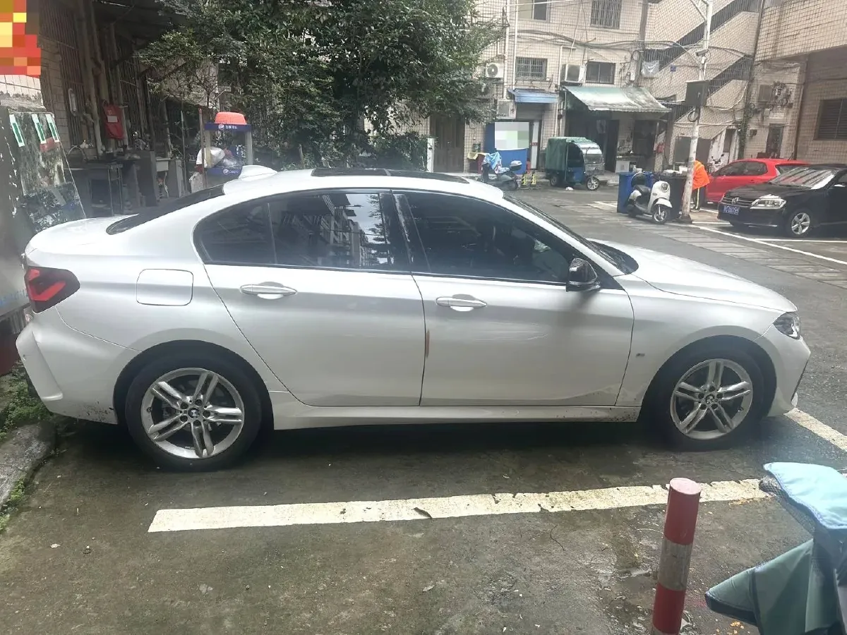 2021 BMW 1 Series 2.0T 192HP L4 7DCT,autocango,china used car exporter,china ev exporter,chinese used car exporter,chinese used ev exporter