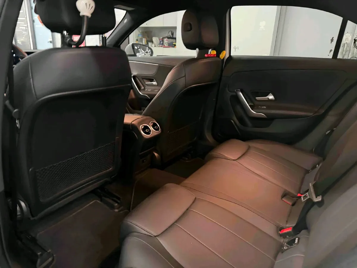 2022 Mercedes-Benz A Class 1.3T 136HP L4 7DCT,autocango,china used car exporter,china ev exporter,chinese used car exporter,chinese used ev exporter