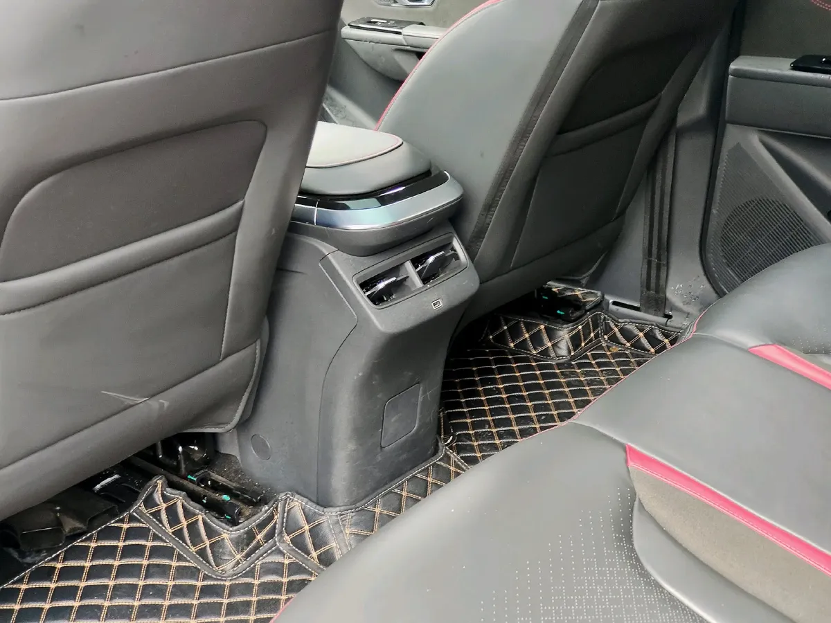 2023 Jetour DASHING 1.6T 197HP L4 7DCT,autocango,china used car exporter,china ev exporter,chinese used car exporter,chinese used ev exporter