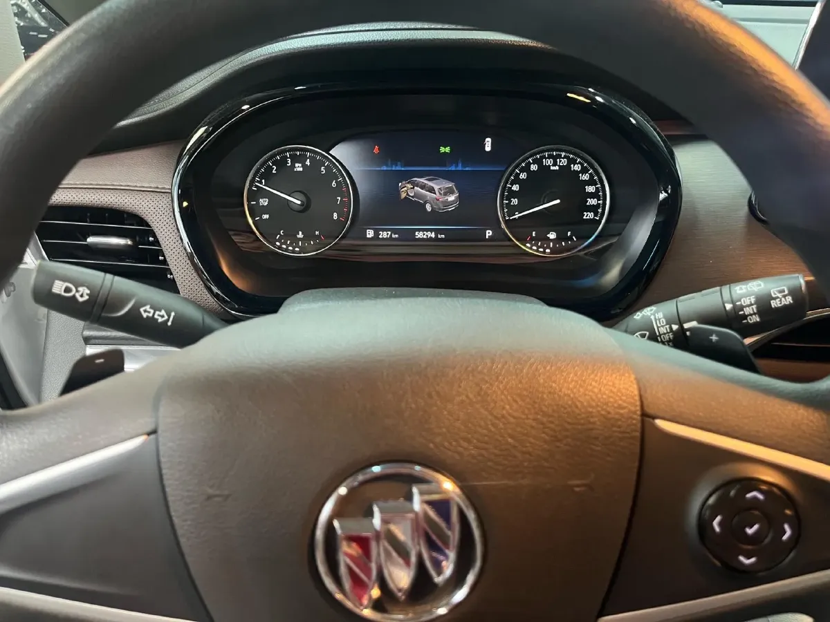 2021 Buick GL8 2.0T 237HP L4 9AT,autocango,china used car exporter,china ev exporter,chinese used car exporter,chinese used ev exporter