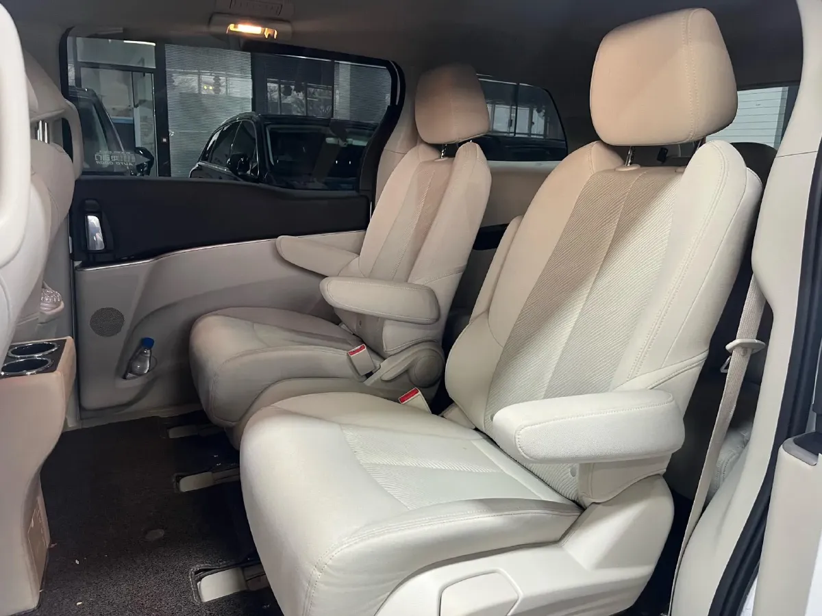 2021 Buick GL8 2.0T 237HP L4 9AT,autocango,china used car exporter,china ev exporter,chinese used car exporter,chinese used ev exporter