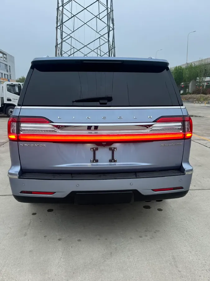 2020 Lincoln Navigator 3.5T 388HP V6 10AT,autocango,china used car exporter,china ev exporter,chinese used car exporter,chinese used ev exporter