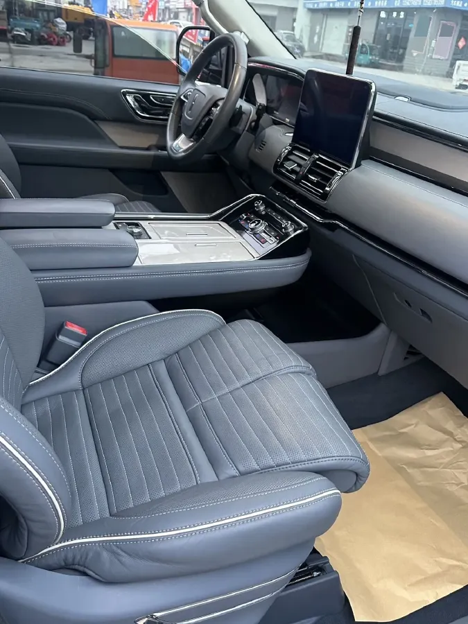 2020 Lincoln Navigator 3.5T 388HP V6 10AT,autocango,china used car exporter,china ev exporter,chinese used car exporter,chinese used ev exporter