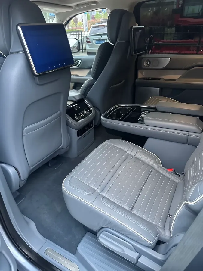 2020 Lincoln Navigator 3.5T 388HP V6 10AT,autocango,china used car exporter,china ev exporter,chinese used car exporter,chinese used ev exporter