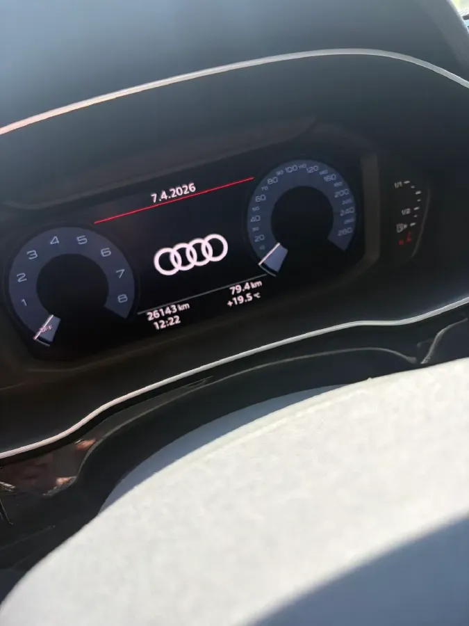 2020 Audi Q3 Sportback 2.0T 186HP L4 7DCT,autocango,china used car exporter,china ev exporter,chinese used car exporter,chinese used ev exporter