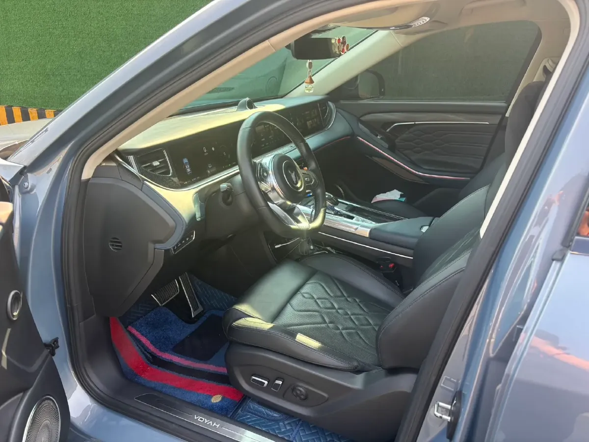 2021 Voyah FREE Range Extended 109HP REEV 33KWH,autocango,china used car exporter,china ev exporter,chinese used car exporter,chinese used ev exporter