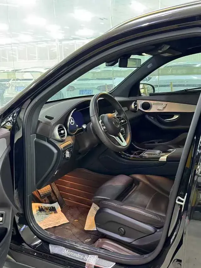 2022 Mercedes-Benz GLC Class 2.0T 197HP L4 9AT,autocango,china used car exporter,china ev exporter,chinese used car exporter,chinese used ev exporter