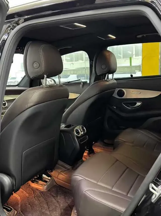 2022 Mercedes-Benz GLC Class 2.0T 197HP L4 9AT,autocango,china used car exporter,china ev exporter,chinese used car exporter,chinese used ev exporter