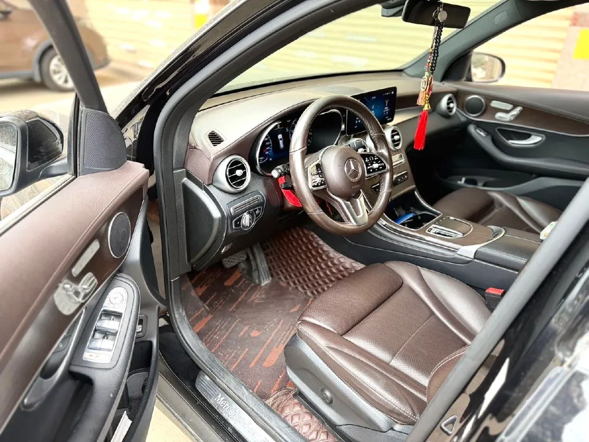 2021 Mercedes-Benz GLC Class 2.0T 197HP L4 9AT,autocango,china used car exporter,china ev exporter,chinese used car exporter,chinese used ev exporter