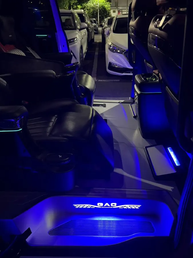 2023 GAC Trumpchi M8 2.0T 252HP L4 8AT,autocango,china used car exporter,china ev exporter,chinese used car exporter,chinese used ev exporter