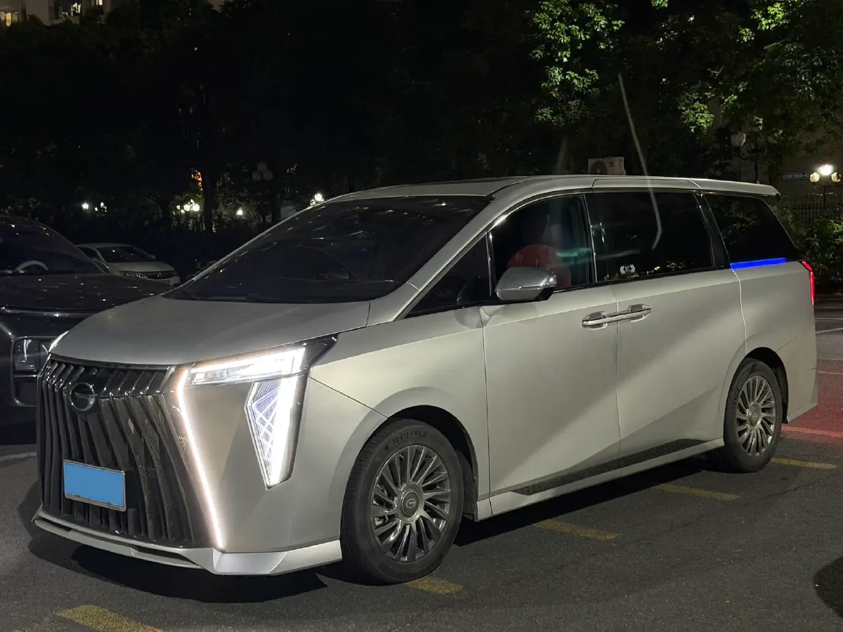 2023 GAC Trumpchi M8 2.0T 252HP L4 8AT,autocango,china used car exporter,china ev exporter,chinese used car exporter,chinese used ev exporter