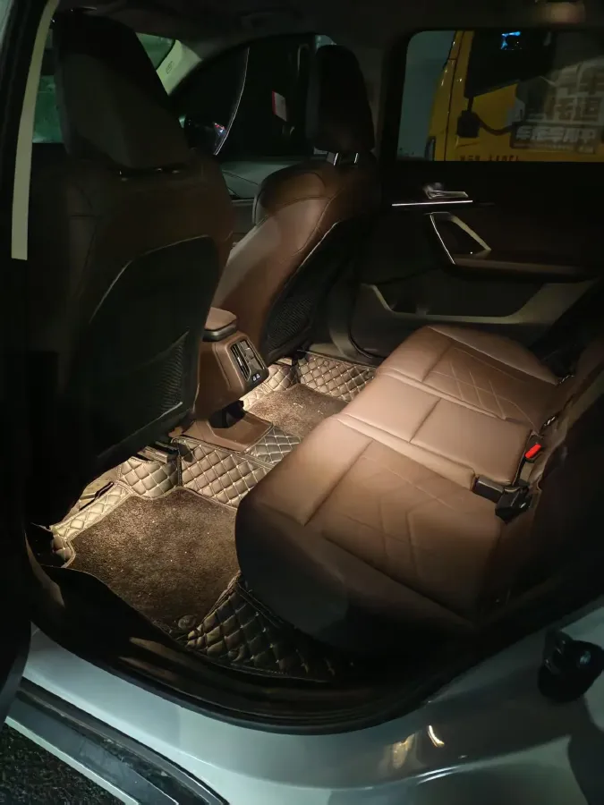 2023 BMW X1 1.5T 156HP L3 7DCT,autocango,china used car exporter,china ev exporter,chinese used car exporter,chinese used ev exporter