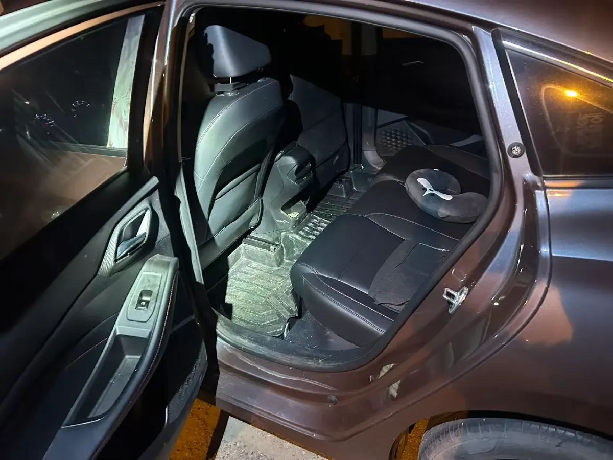 2021 MG 5 1.5L 120HP L4 CVT,autocango,china used car exporter,china ev exporter,chinese used car exporter,chinese used ev exporter