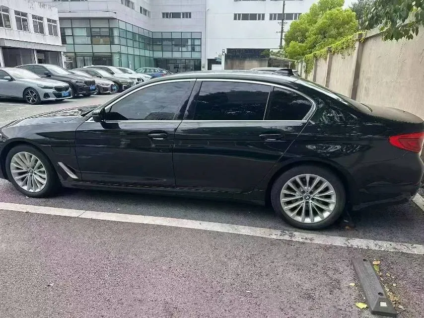 2020 BMW 5 Series 2.0T 184HP L4 8AT PHEV 17.7KWH,autocango,china used car exporter,china ev exporter,chinese used car exporter,chinese used ev exporter