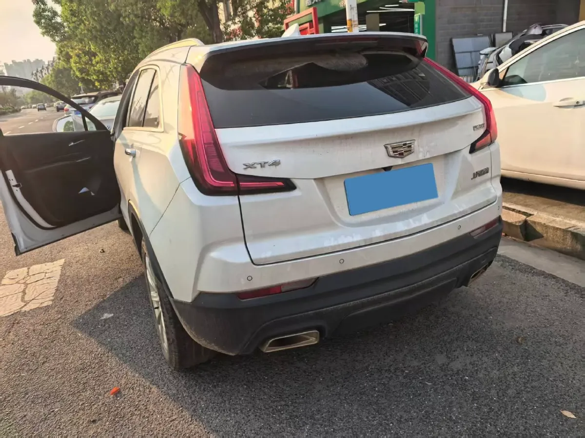 2020 Cadillac XT4 2.0T 241HP L4 9AT,autocango,china used car exporter,china ev exporter,chinese used car exporter,chinese used ev exporter
