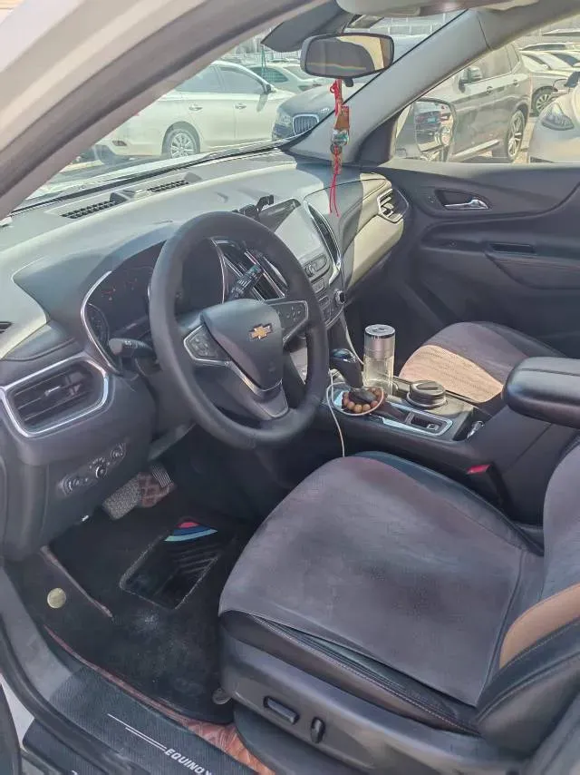 2019 Chevrolet Equinox 1.5T 180HP L4 6AT,autocango,china used car exporter,china ev exporter,chinese used car exporter,chinese used ev exporter