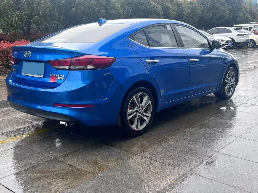2016 Hyundai Elantra 1.6L 130HP L4 6AT,autocango,china used car exporter,china ev exporter,chinese used car exporter,chinese used ev exporter