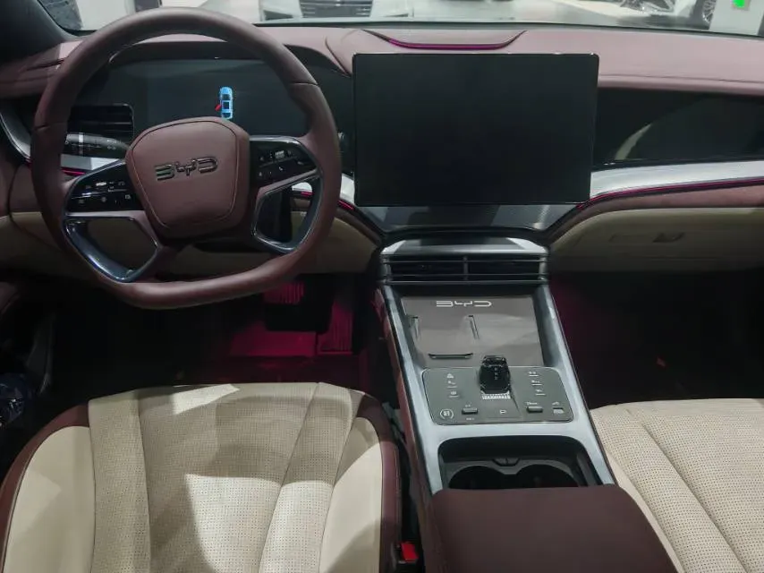 2025 BYD Seal07 DM-i 1.5L 101HP L4 E-CVT PHEV 17.6KWH,autocango,china used car exporter,china ev exporter,chinese used car exporter,chinese used ev exporter