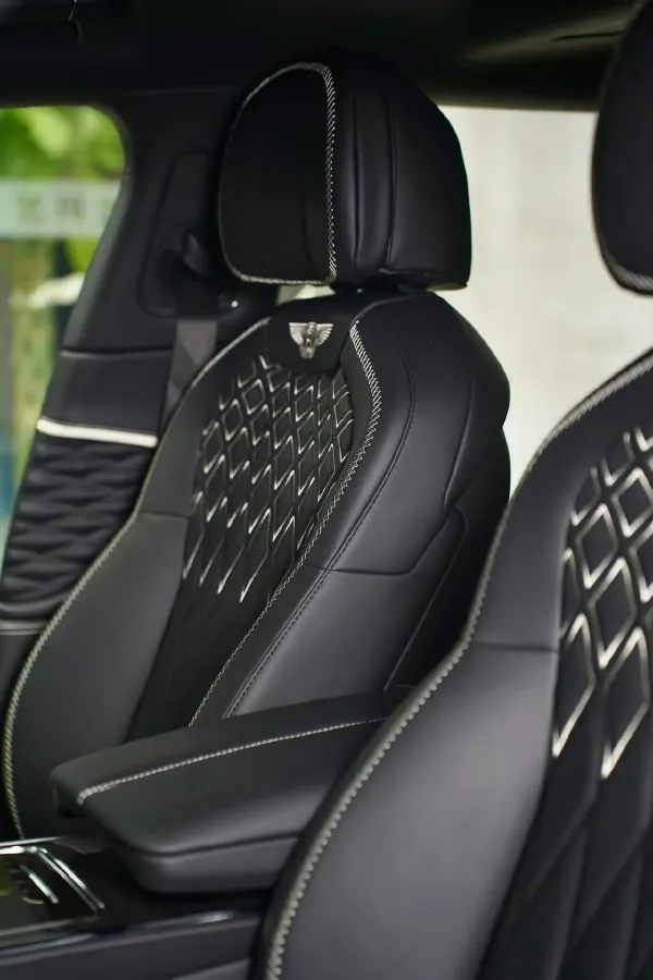 2022 Bentley Flying Spur 2.9T 416HP V6 8DCT PHEV 18KWH,autocango,china used car exporter,china ev exporter,chinese used car exporter,chinese used ev exporter