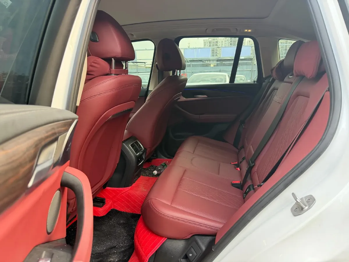 2022 BMW X3 2.0T 252HP L4 8AT,autocango,china used car exporter,china ev exporter,chinese used car exporter,chinese used ev exporter