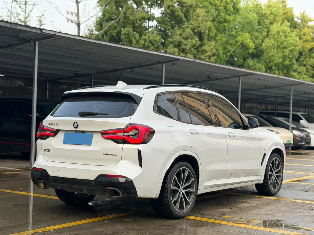 2022 BMW X3 2.0T 252HP L4 8AT,autocango,china used car exporter,china ev exporter,chinese used car exporter,chinese used ev exporter