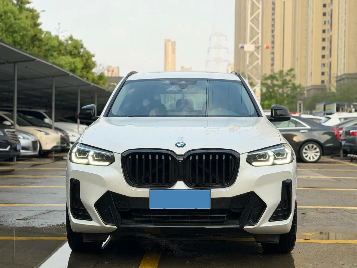 2022 BMW X3 2.0T 252HP L4 8AT,autocango,china used car exporter,china ev exporter,chinese used car exporter,chinese used ev exporter