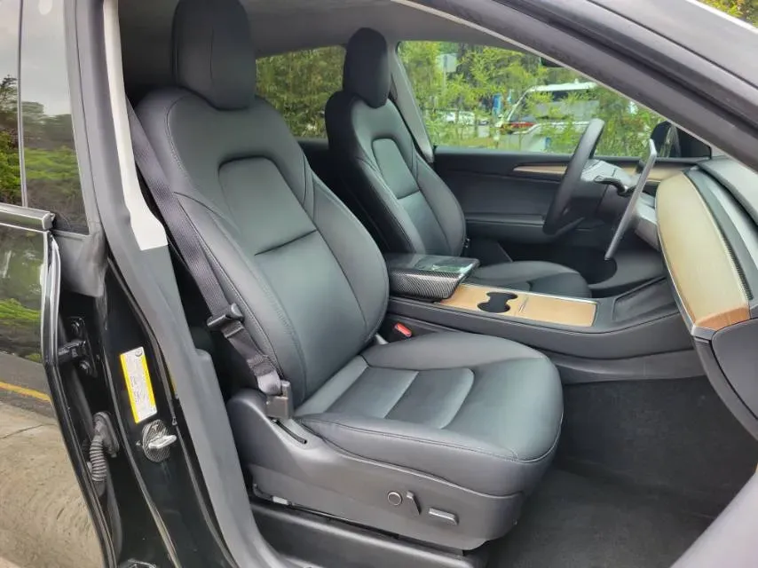 2021 Tesla Model Y BEV 76.8KWH,autocango,china used car exporter,china ev exporter,chinese used car exporter,chinese used ev exporter