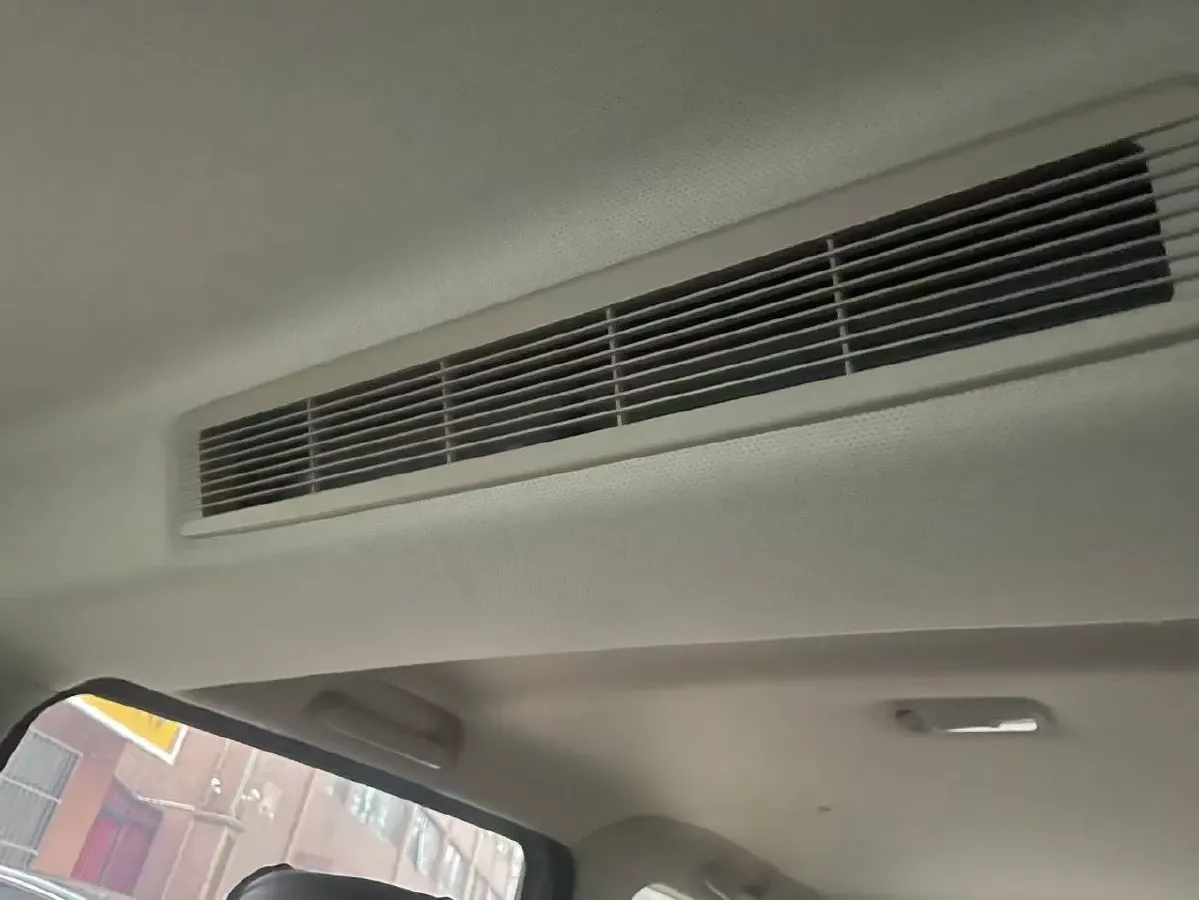 2021 WuLing HongGuang 1.5L 99HP L4 6MT,autocango,china used car exporter,china ev exporter,chinese used car exporter,chinese used ev exporter