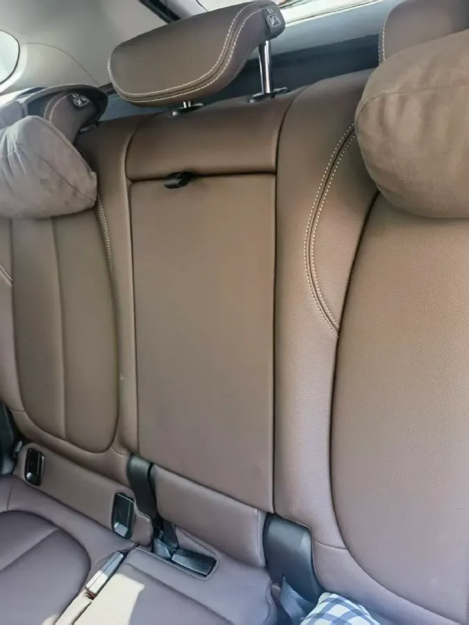 2021 BMW X1 2.0T 192HP L4 8AT,autocango,china used car exporter,china ev exporter,chinese used car exporter,chinese used ev exporter